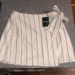 Forever 21 skirt NWT